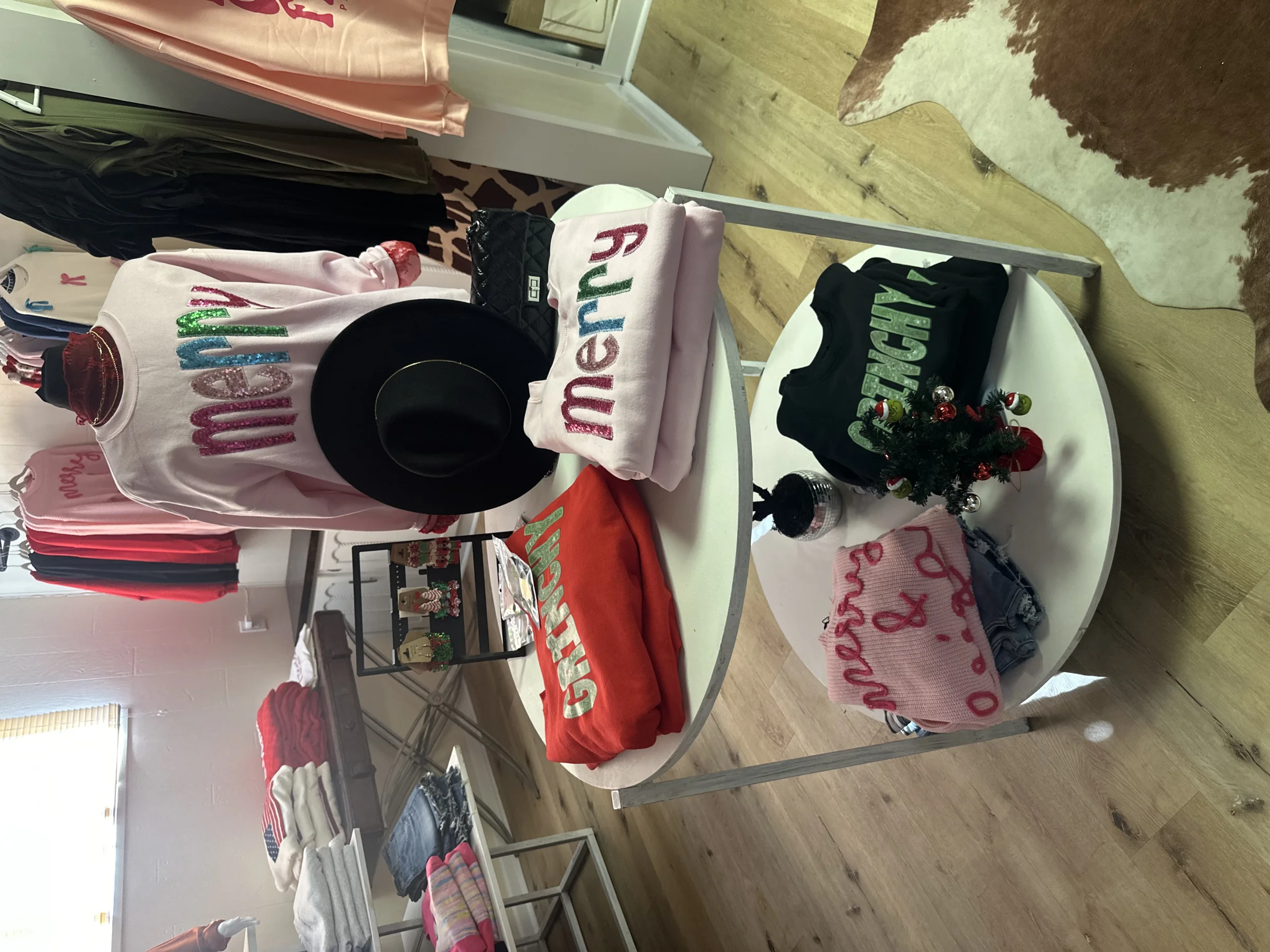 Rae Belles Southern Boutique - Image 2