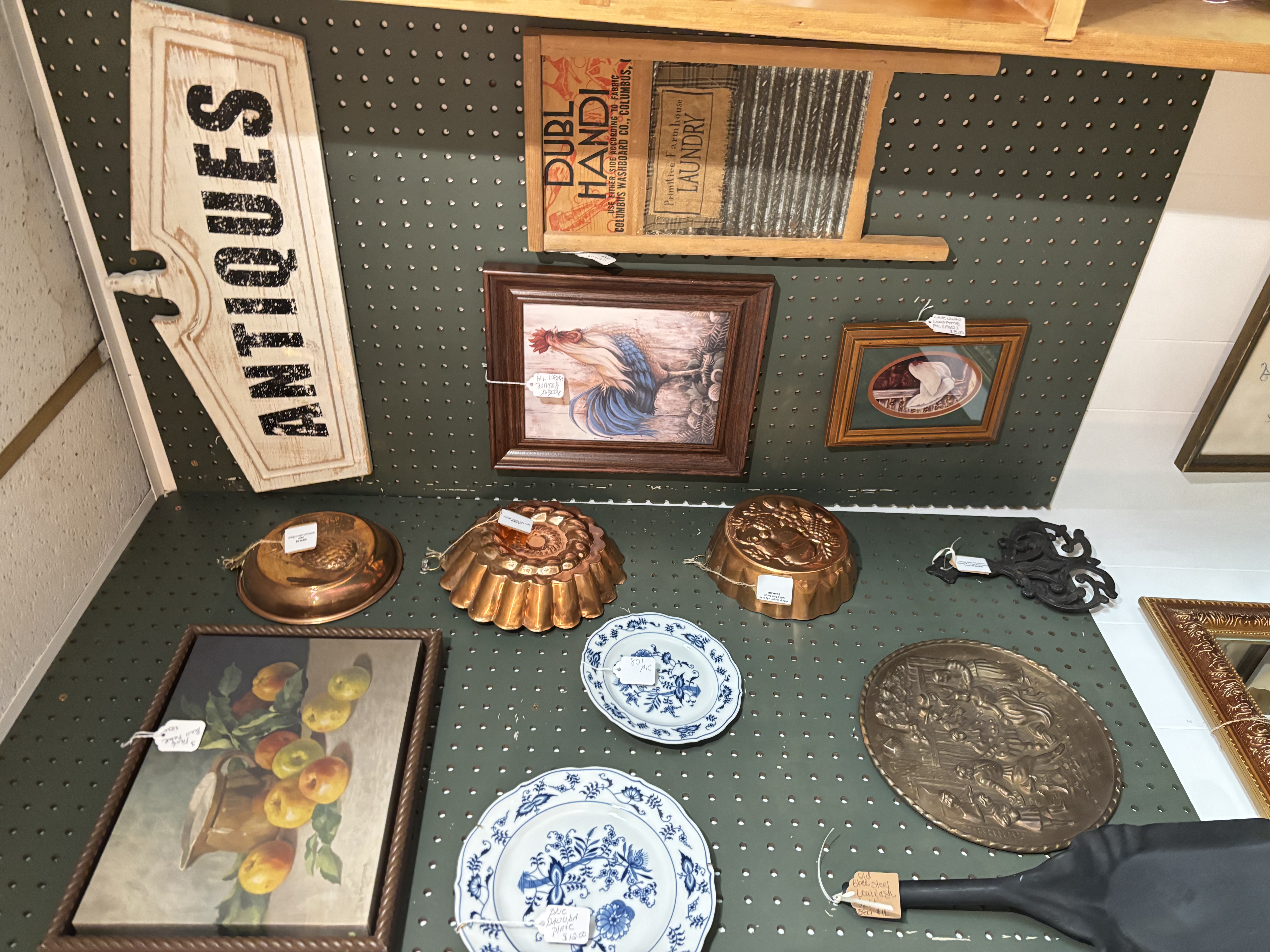 Two sister antiques 