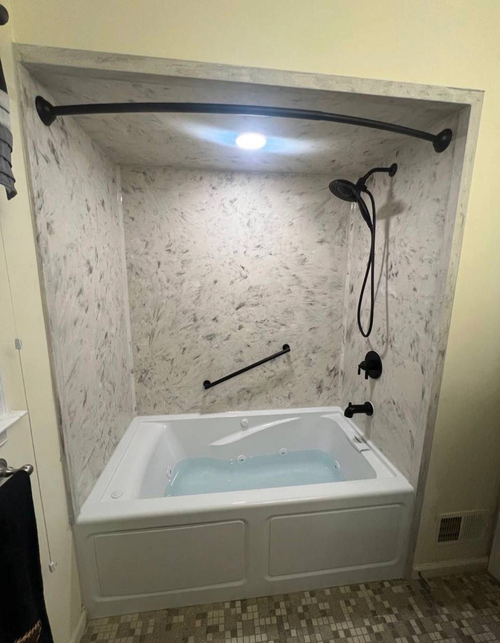 Oakstone Kitchen and Bath LLC