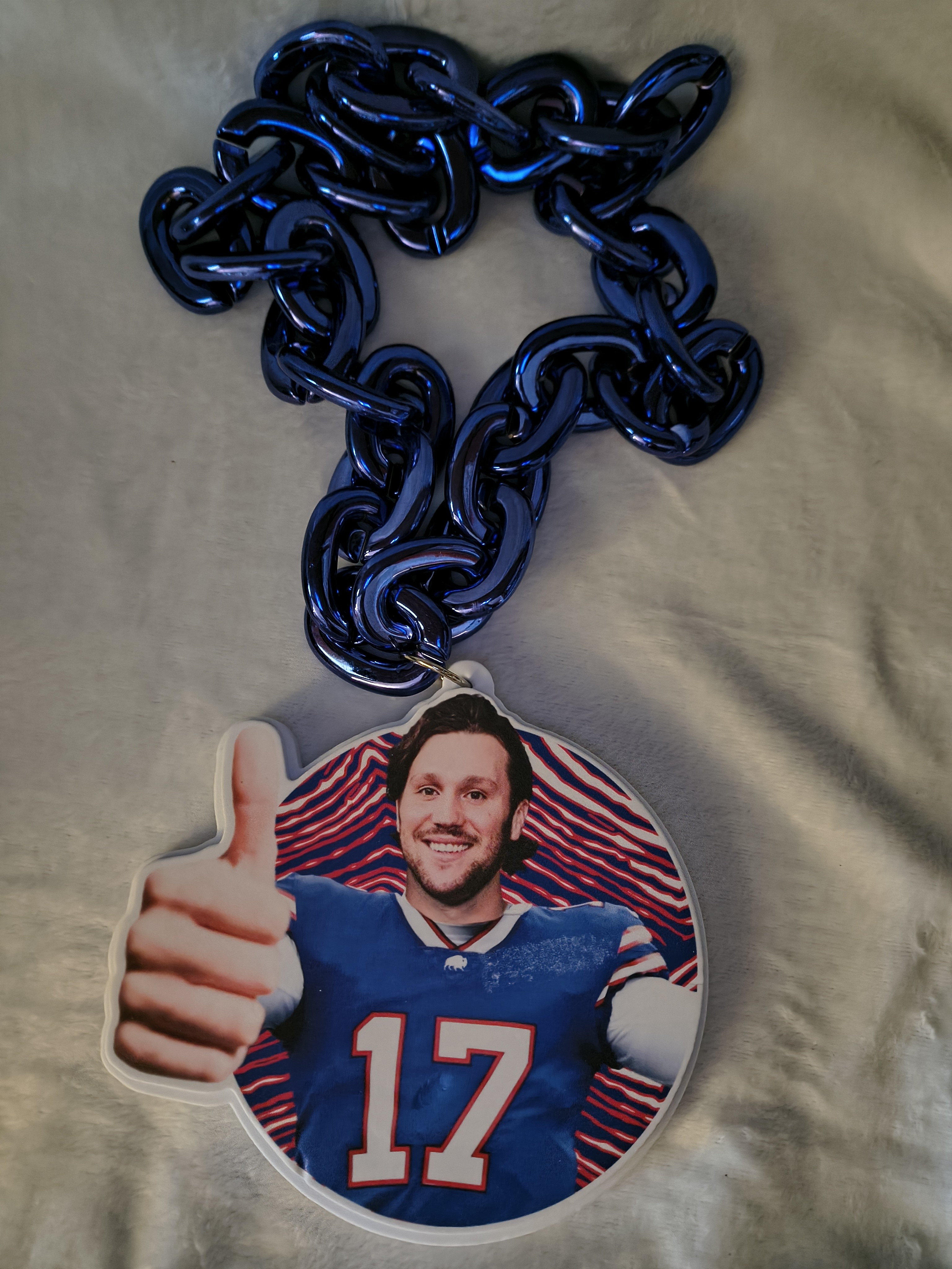 Josh Allen Thumbs Up Over-Sized Chain